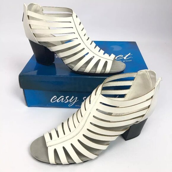 Easy Street Womens Dreamer Sandals White 9.5M - Picture 1 of 5